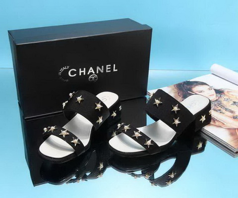 CHANEL Slippers Women--012